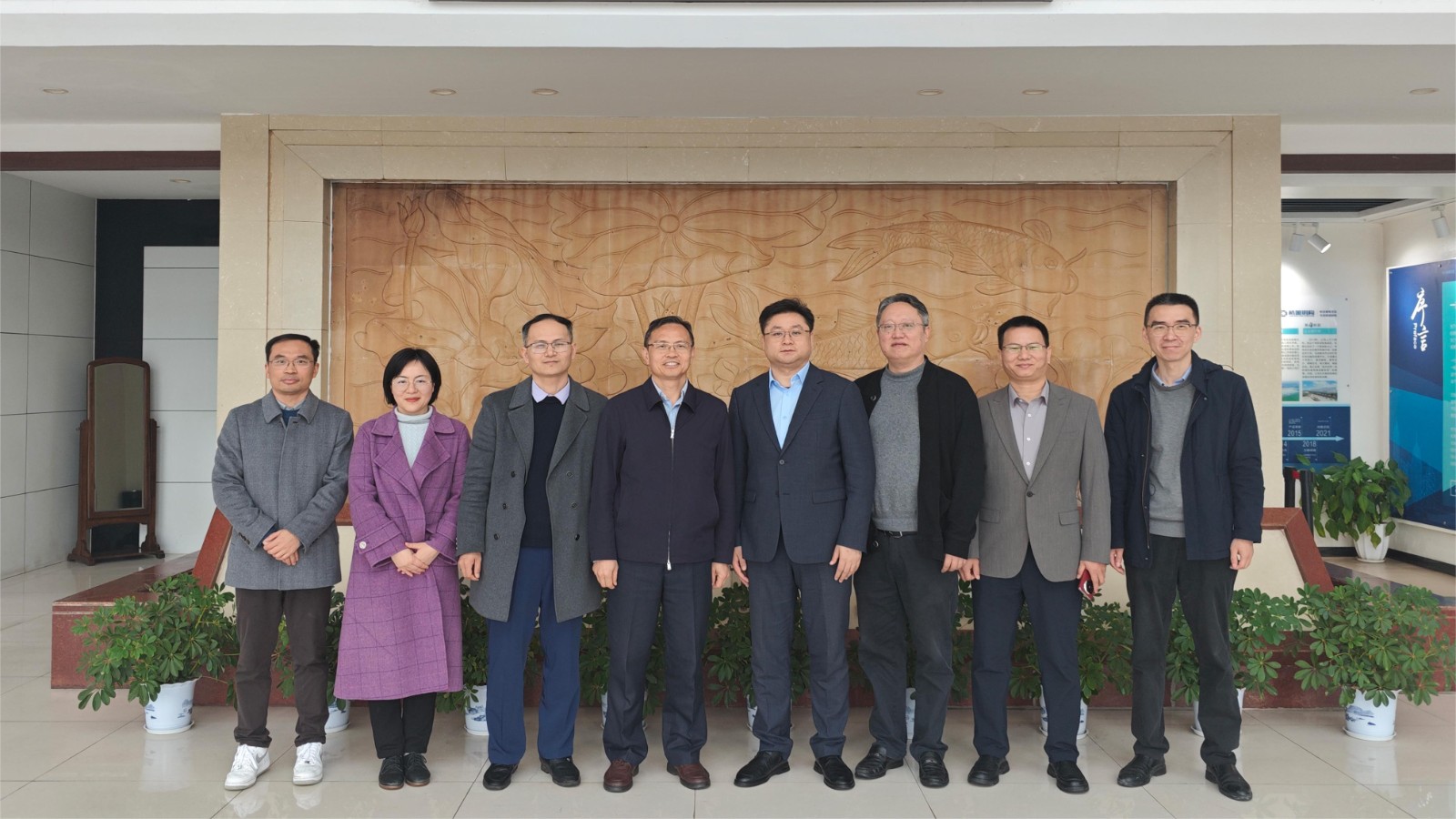 1775089918410989nvYb.jpg 1775089918410989nvYb.jpg